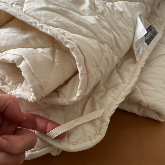 Woolroom Queen Deluxe Wool Comforter Light - Picture 5 of 5